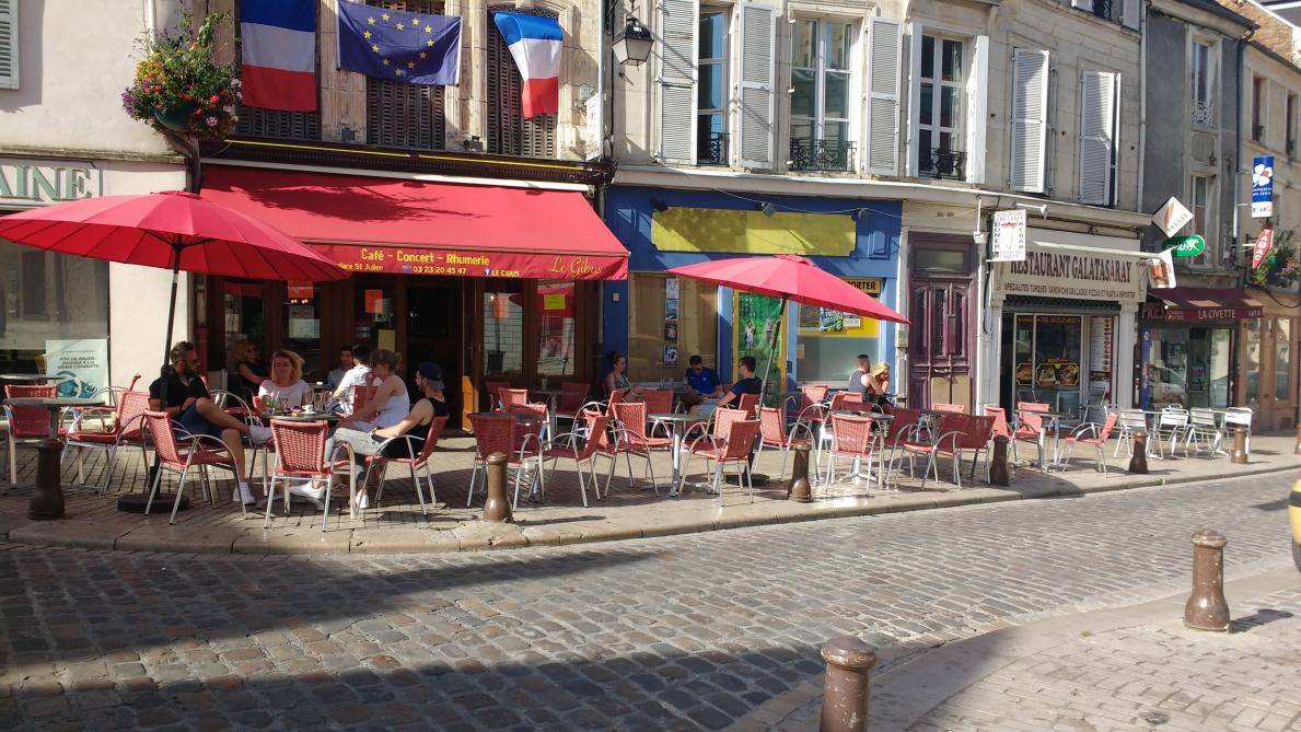 Les Bars De Nuit De Laon S Organisent En Collectif