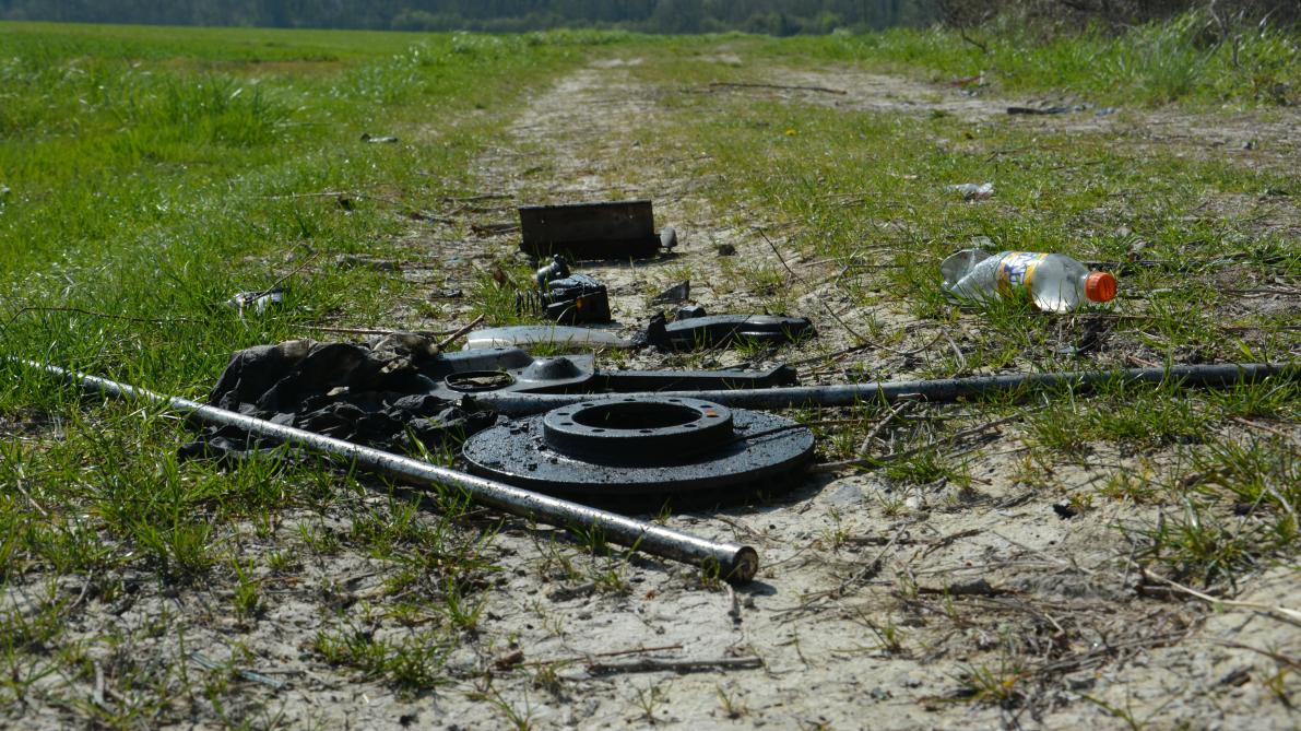 PHOTOS. À deux pas de la déchetterie, un dépôt sauvage ...