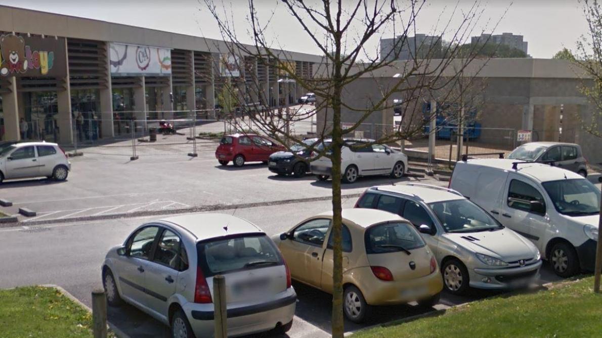 Habillement: C&A envisage de nouvelles fermetures de magasins en France Habillement: C&A envisage de nouvelles fermetures de magasins en France
