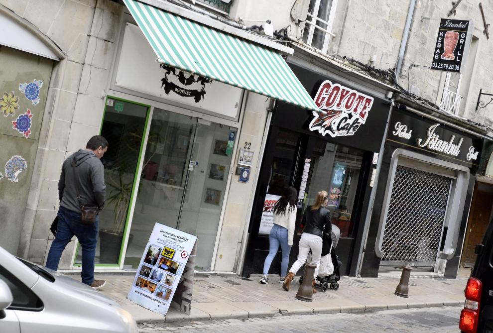 Les Terrasses D Ete De Laon Au Tribunal