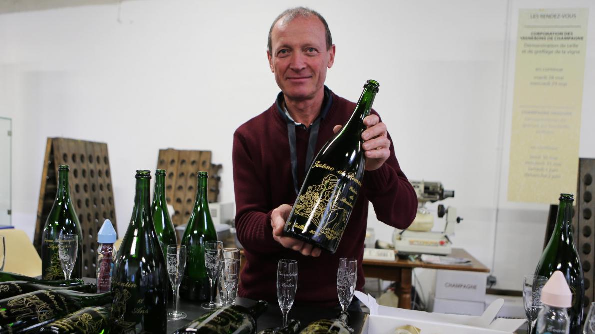 Une Bouteille Gravee C Est Un Cadeau A Part