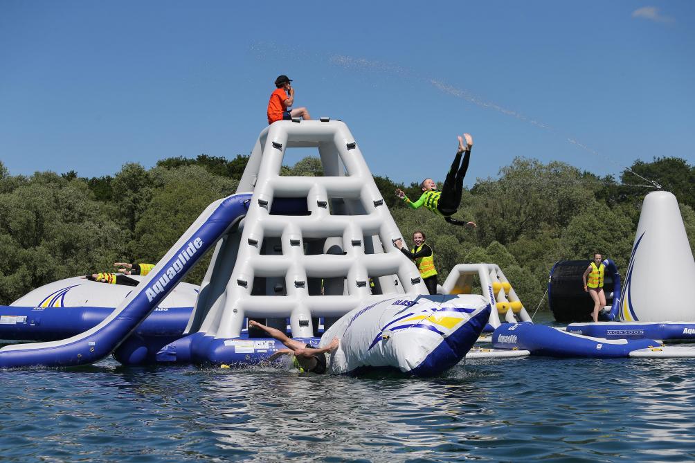 Photos Aquapark A Mesnil Saint Pere