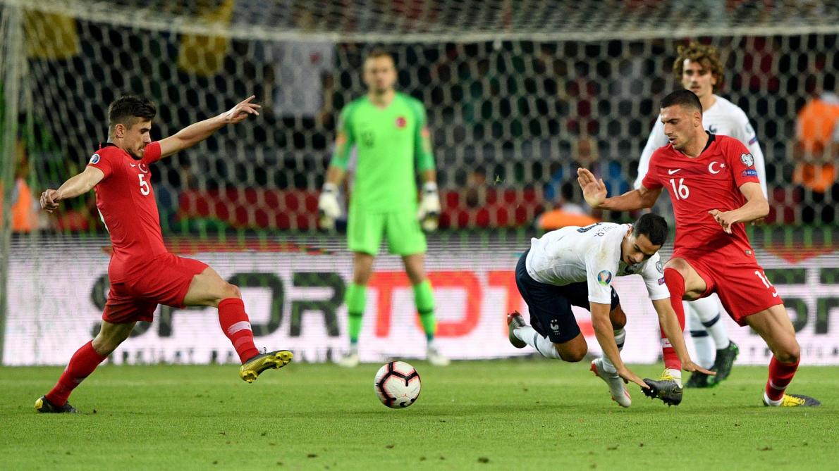 Turquie France Les Bleus Ont La Gueule De Bois Mais Veulent Rebondir