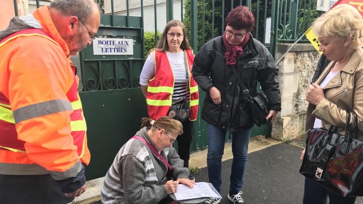 La résistance s'organise pour le centre des impôts de ...