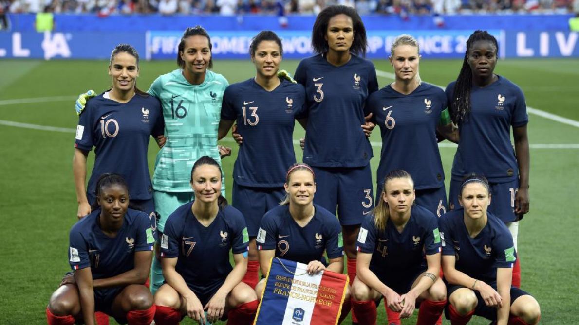 Football Coupe Du Monde Feminine Le Huitieme De Finale De L Equipe De France Sur Ecran Geant A Reims