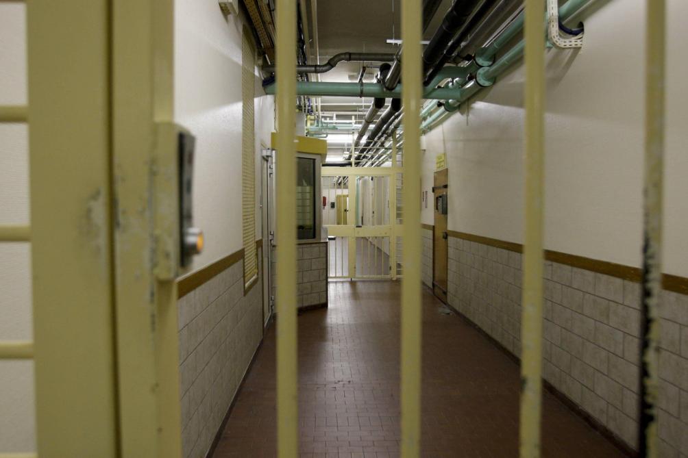 Il Frappe Des Surveillants A La Prison De Chalons Il Est Condamne A De La Prison Ferme