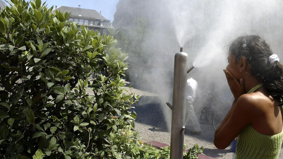 Brumisateurs Accueil Des Enfants Piscines Et Parcs Ce Que Troyes A Prevu Contre La Canicule