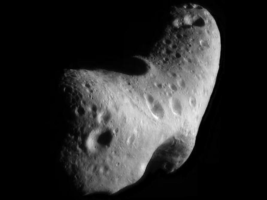 Un astéroïde potentiellement dangereux va frôler la terre Un astéroïde potentiellement dangereux va frôler la terre