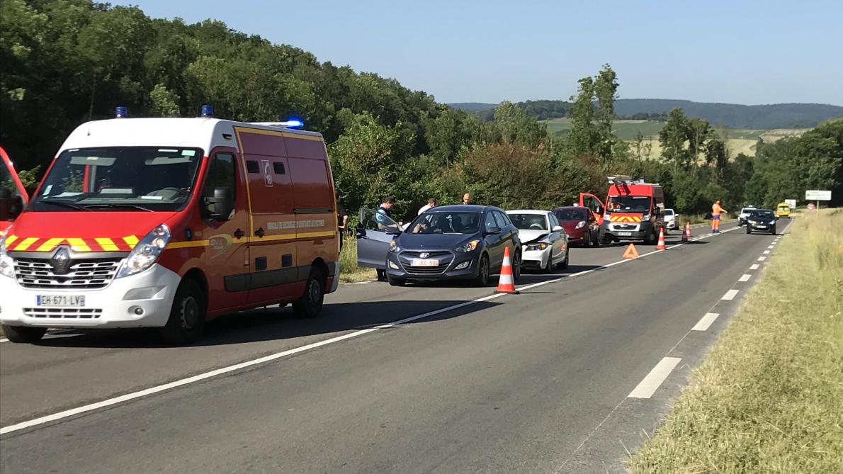 Un Blesse Dans Un Accident De La Circulation A Aubrives