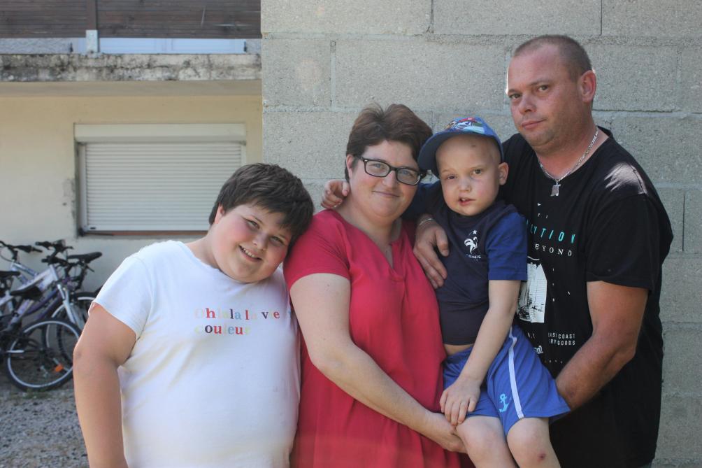 Amaury Six Ans Se Bat Contre Un Cancer Et Il A Besoin De Votre Aide