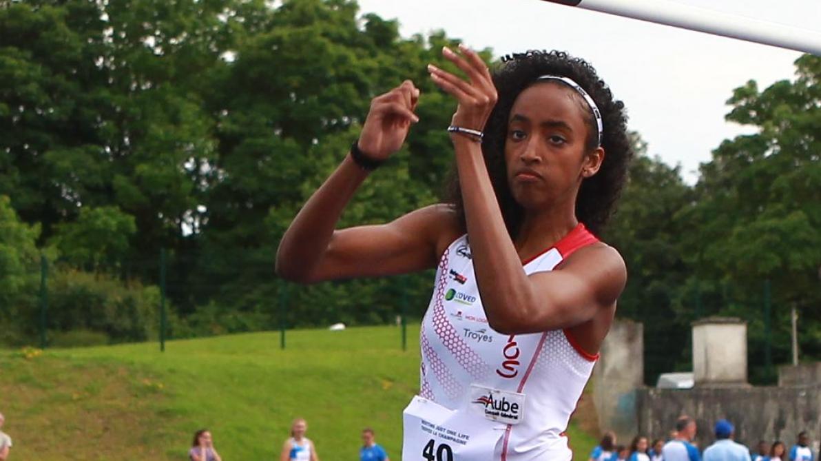 Saut En Hauteur Aicha Moumin Championne De France Junior