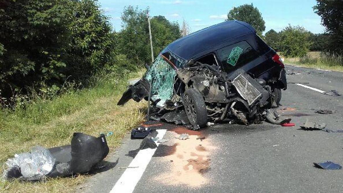 Auvillers Les Forges Deux Morts Dans Un Choc Frontal Sur La Rd 8043