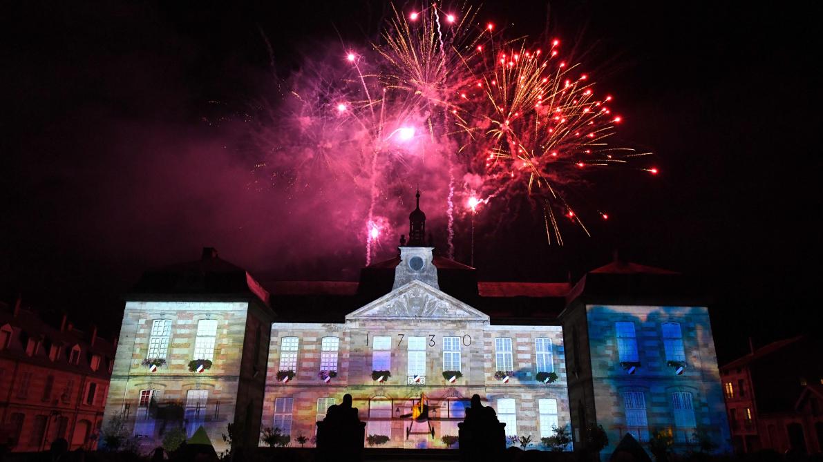 Defiles Et Feux D Artifice Les Rendez Vous Ne Manquent Pas Autour De Sainte Menehould