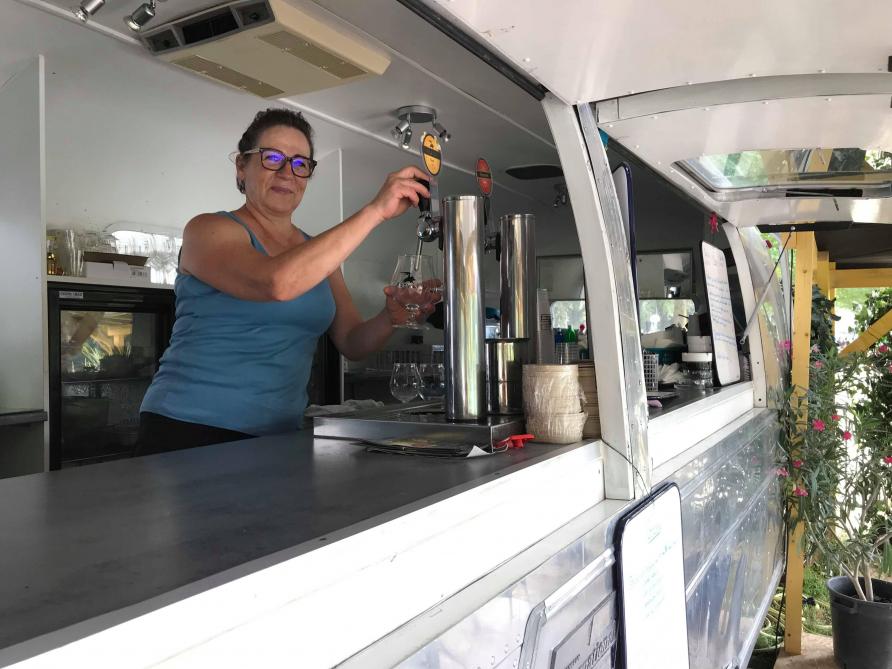 serie d ete decouvrez les visages de chalons plage