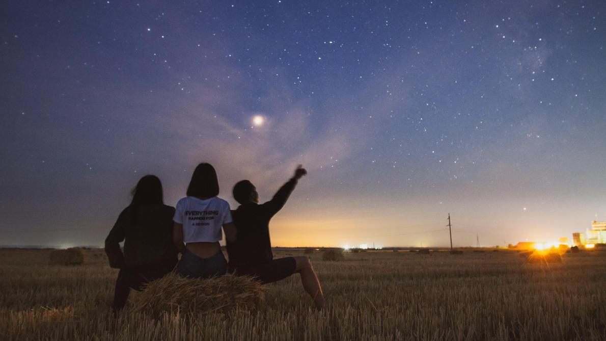 Star Walk 2 Lappli Pour Savoir Quelles étoiles Se Trouvent