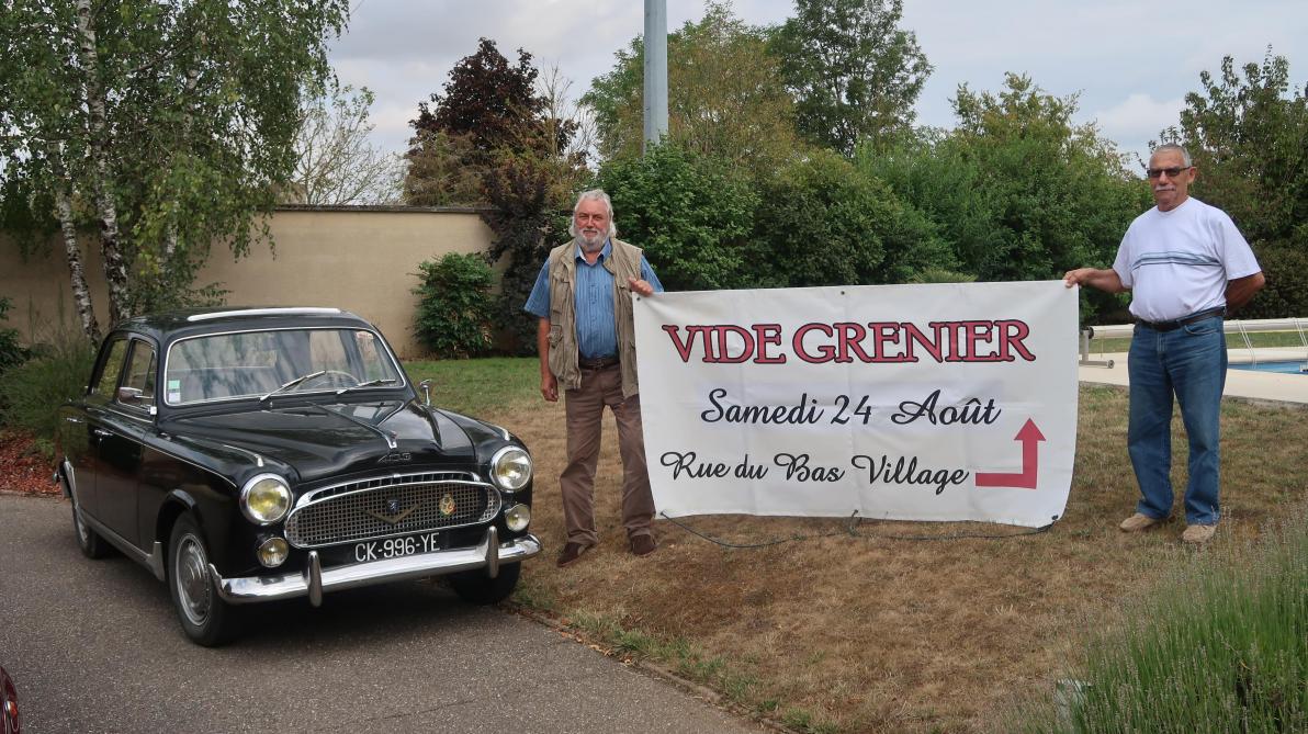 A Vitry Le Francois Les Brocanteurs Du Bas Village Sont De Retour