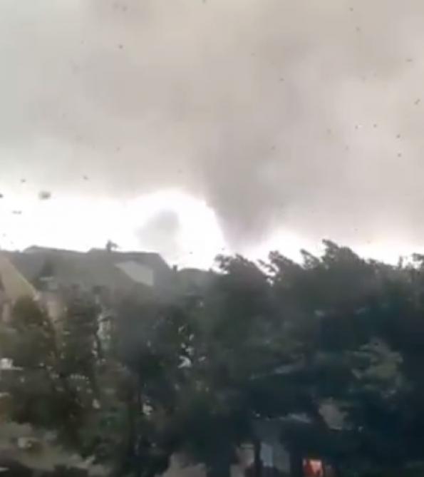 Après le choc, l'heure est aux réparations — Tornade au Luxembourg Après le choc, l'heure est aux réparations — Tornade au Luxembourg