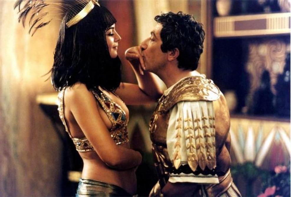 Le Parfum De Cleopatre Reprend Vie