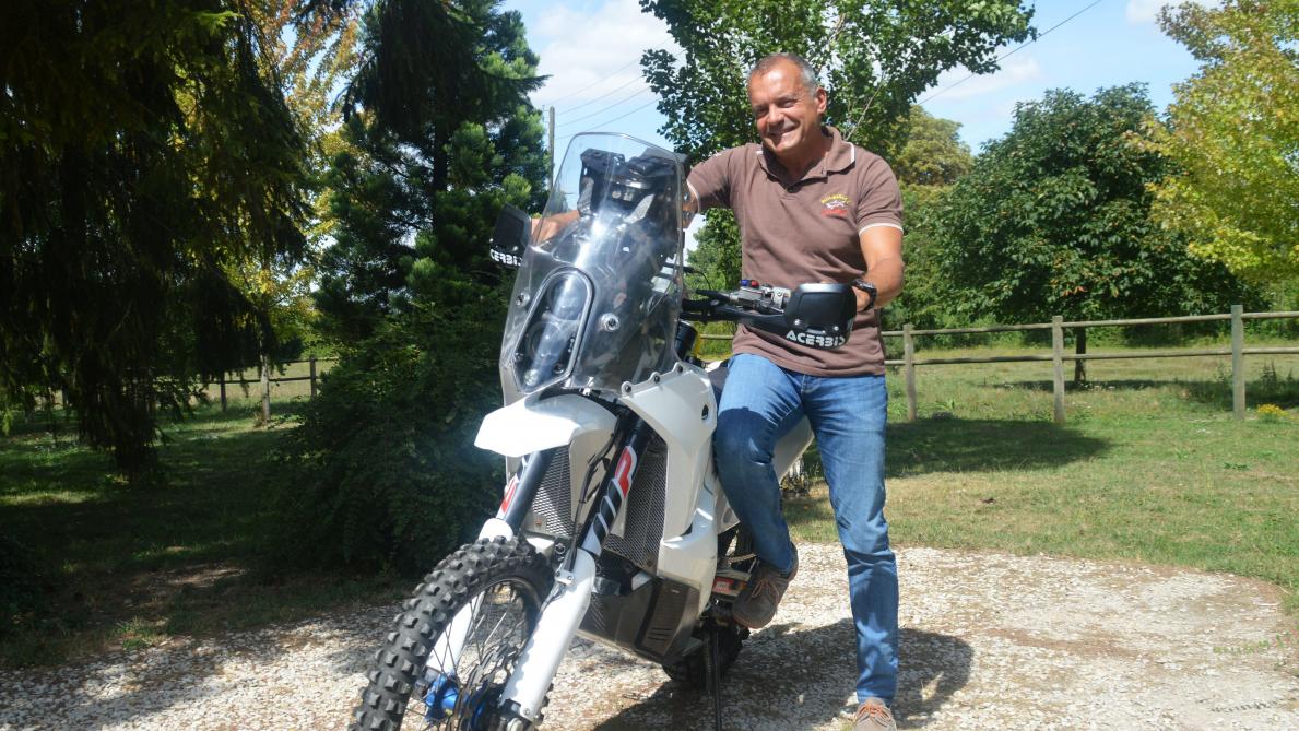 Moto A Presque 60 Ans Un Marnais Se Prepare Pour Son Premier Dakar