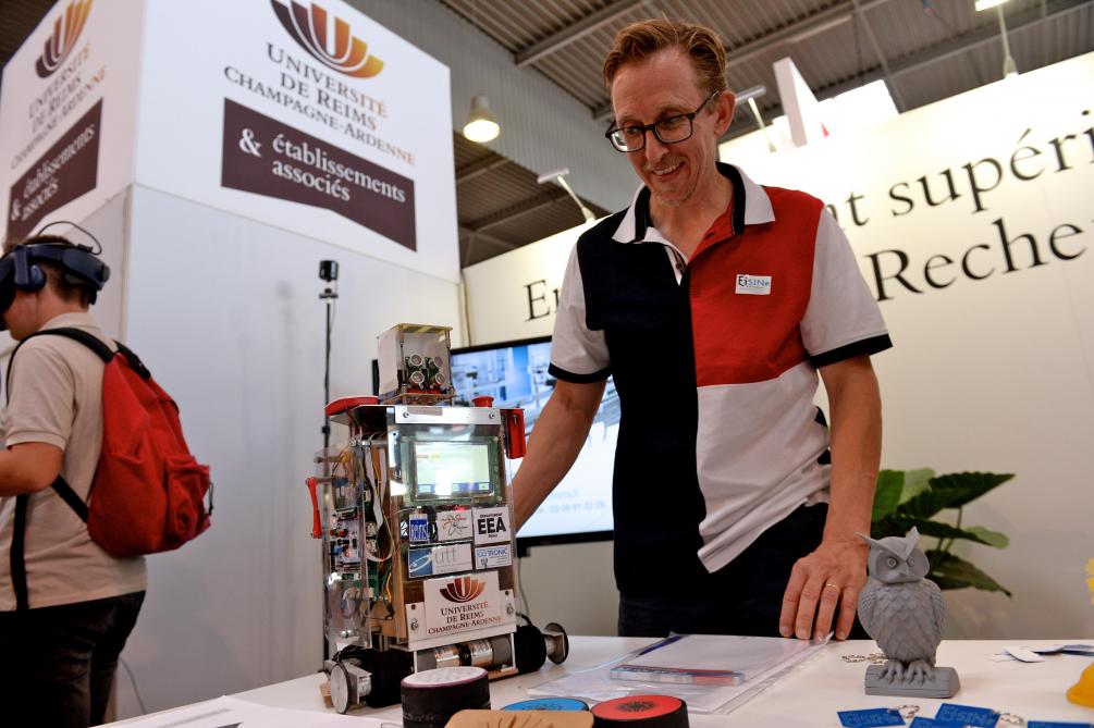 Un Robot De Competition A La Foire De Chalons