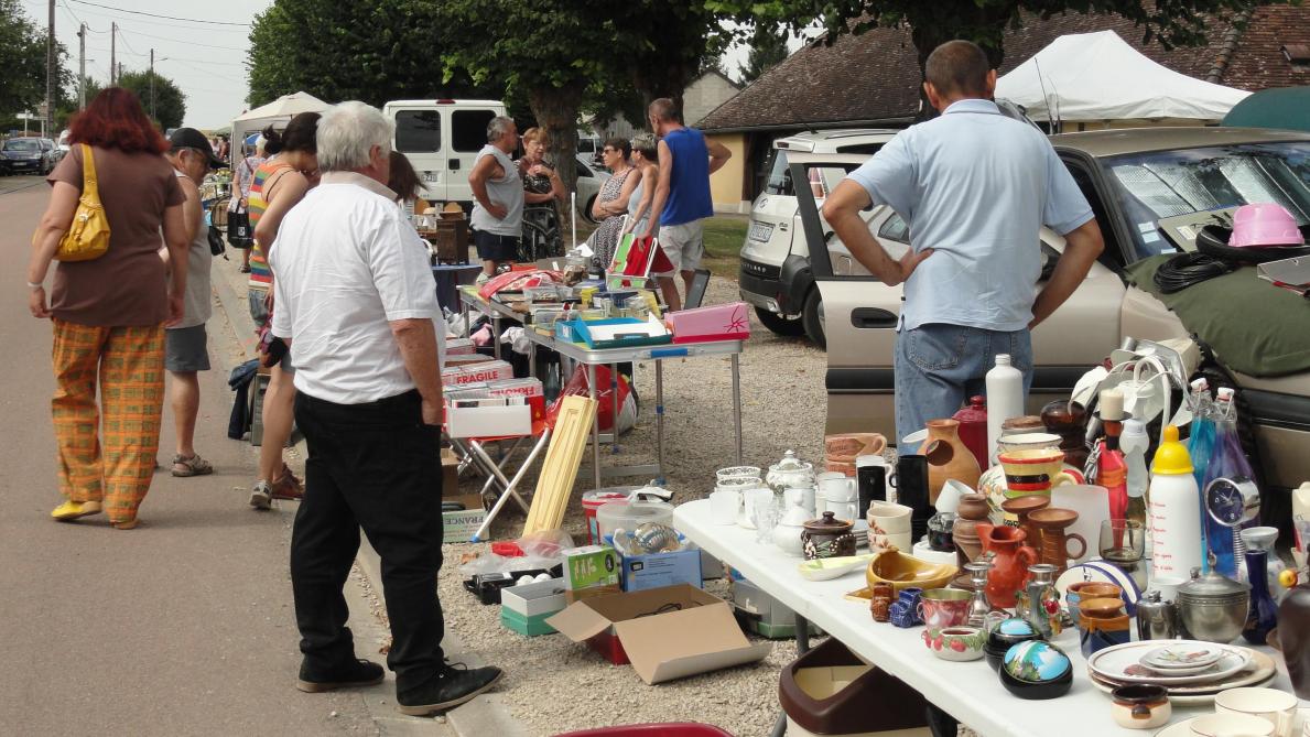 Les videgreniers du dimanche 1er septembre Journal L'Est Eclair