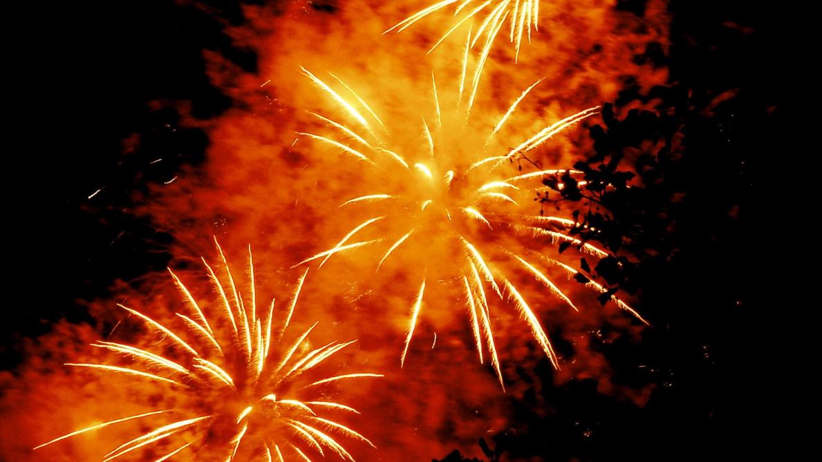 Feu D Artifice Annule A Beauvais Les Artificiers Etaient Ivres Feu D Artifice Annule A Beauvais Les Artificiers Etaient Ivres