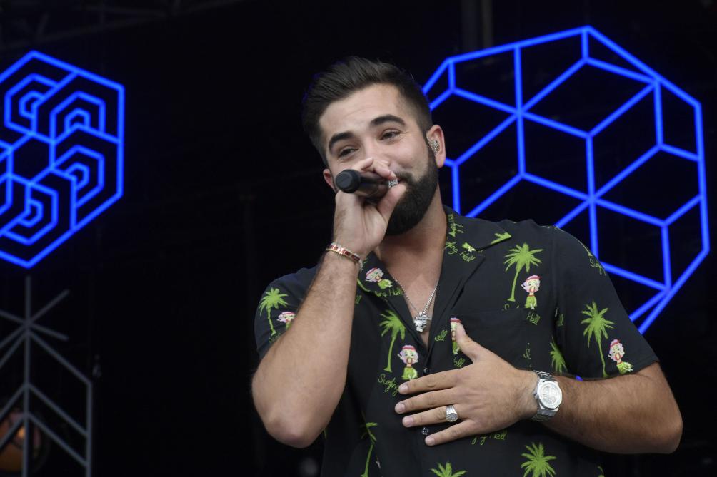 Chanteur A La Foire De Chalons 2022