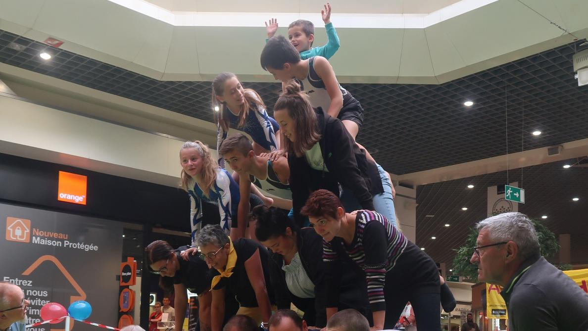 Pourquoi Y Avait Il Une Pyramide Humaine Samedi 14 Septembre A Croix Dampierre