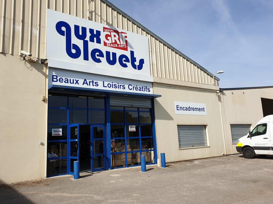Le Magasin Aux Bleuets Quitte La Rue De Vesle A Reims
