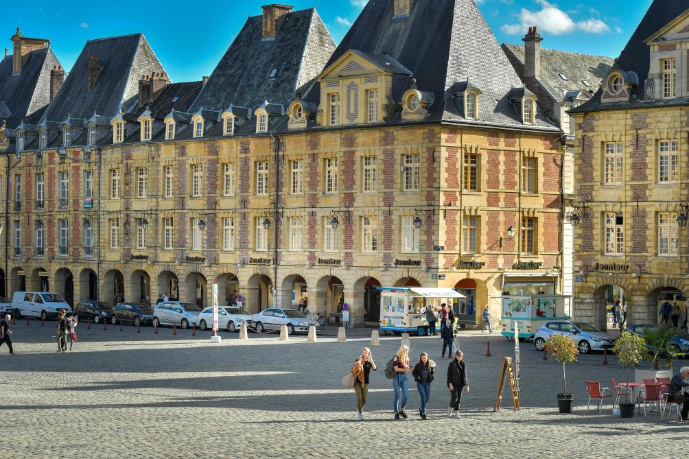 Charleville Un Parking Sous La Place Ducale Une Necessite Pour