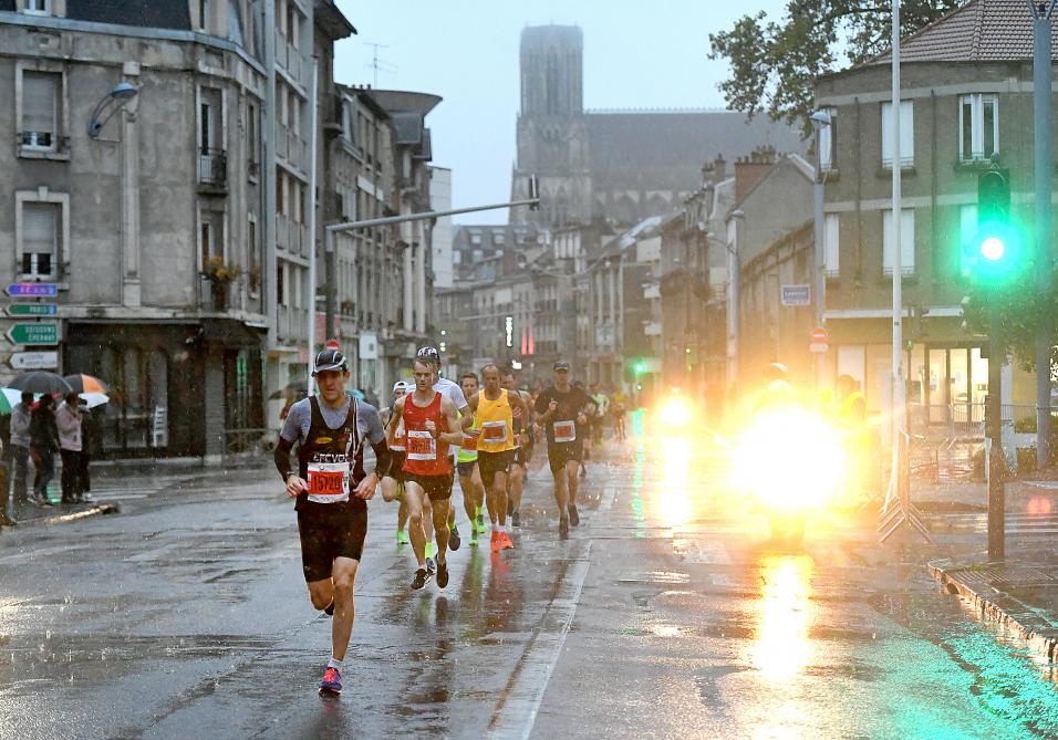 Run in Reims semi marathon et marathon. Photos Christian Lantenois