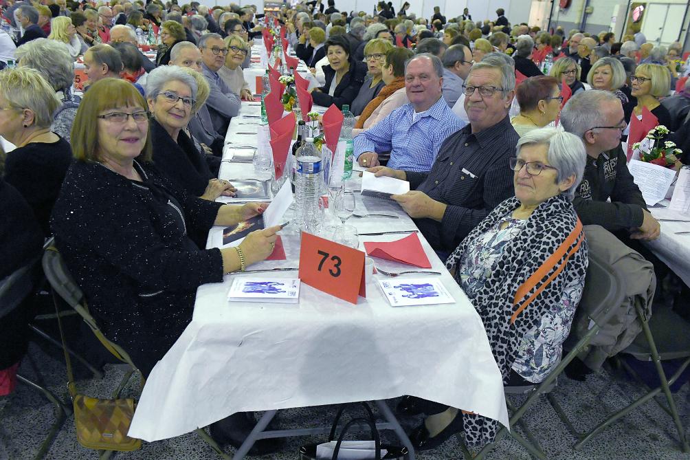 A Reims pour le repas des seniors les inscriptions sont A Reims pour le repas des seniors les inscriptions sont