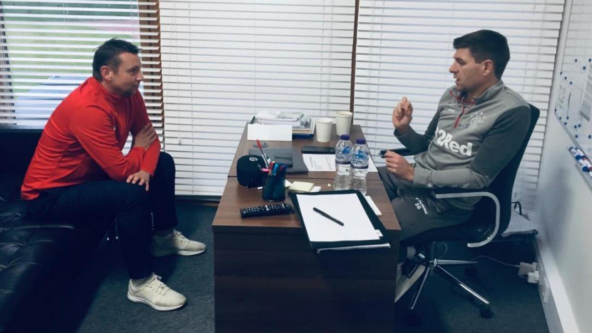 Football (Ligue 1). L'entraîneur-adjoint du Stade de Reims, Stéphane Dumont a passé une semaine au Glasgow Rangers - L'Union