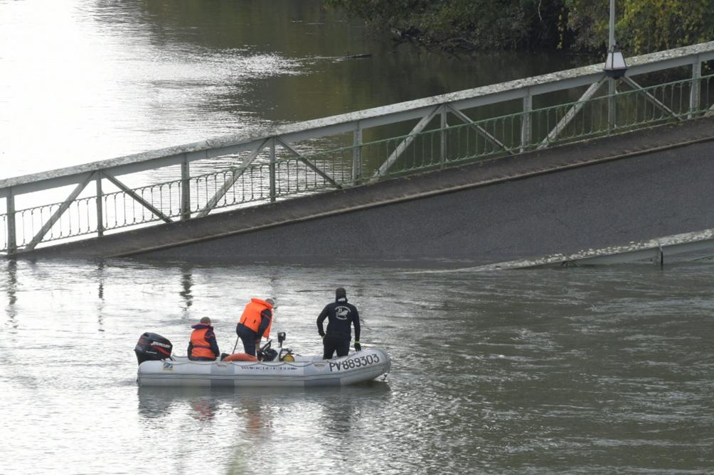 Pont Effondre En Haute Garonne Le Camion De Plus De 50 Tonnes Serait La Cause De
