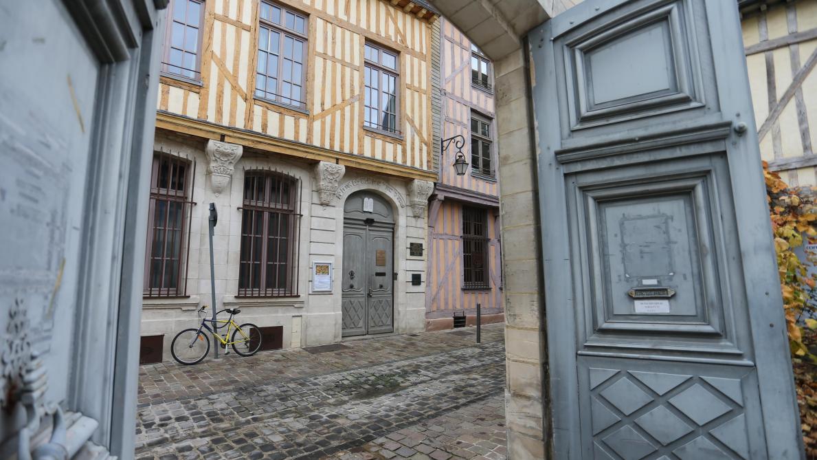 Troyes Premiere Conference Du Cycle Consacre A Rachi