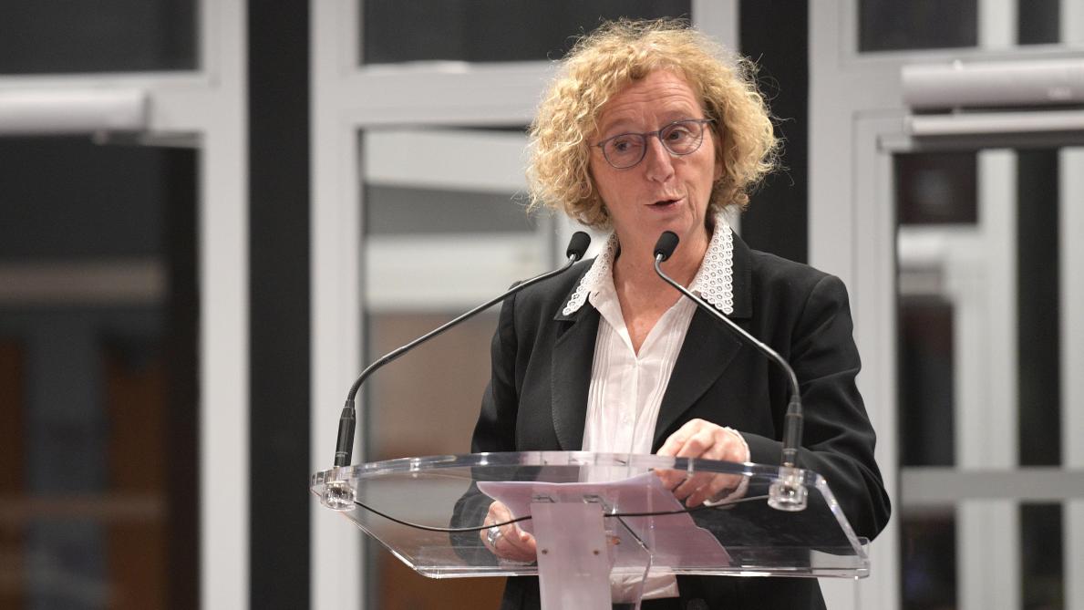 Le Smic augmentera de 15€ par mois dès 2020 annonce le gouvernement Le Smic augmentera de 15€ par mois dès 2020 annonce le gouvernement