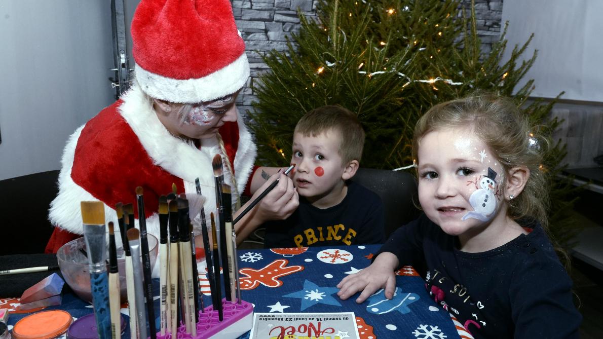 Photos A Laon On S Amuse En Attendant Le Pere Noel