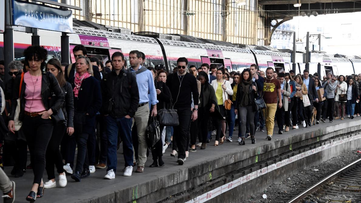La SNCF élue pire entreprise de l'année 2019 — La SNCF élue pire entreprise de l'année 2019 —