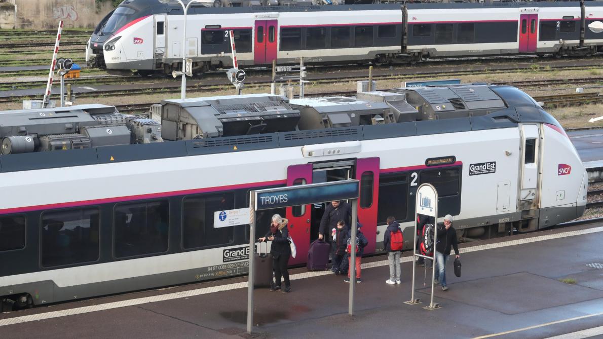 Greve Sncf Sept Trains Sur La Ligne 4 Le Lundi 30 Decembre