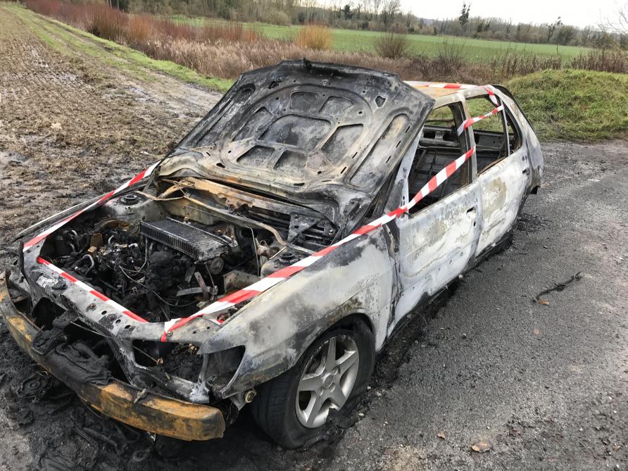 Laon Ces Voitures Abandonnees Qui Pullulent En Ville
