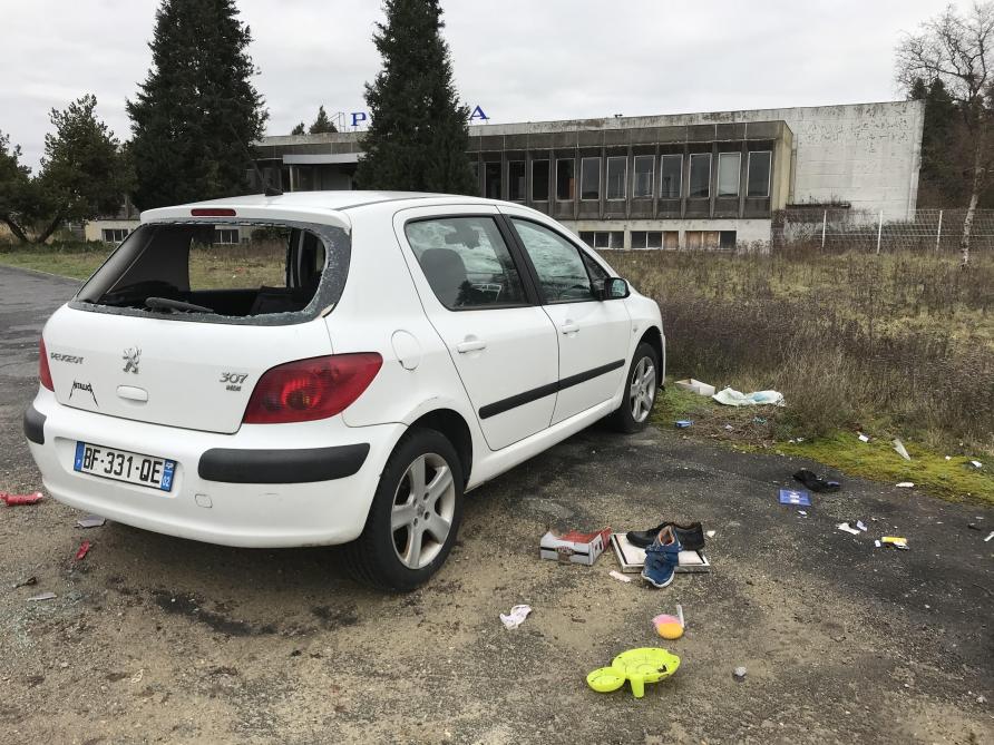 Laon Ces Voitures Abandonnees Qui Pullulent En Ville
