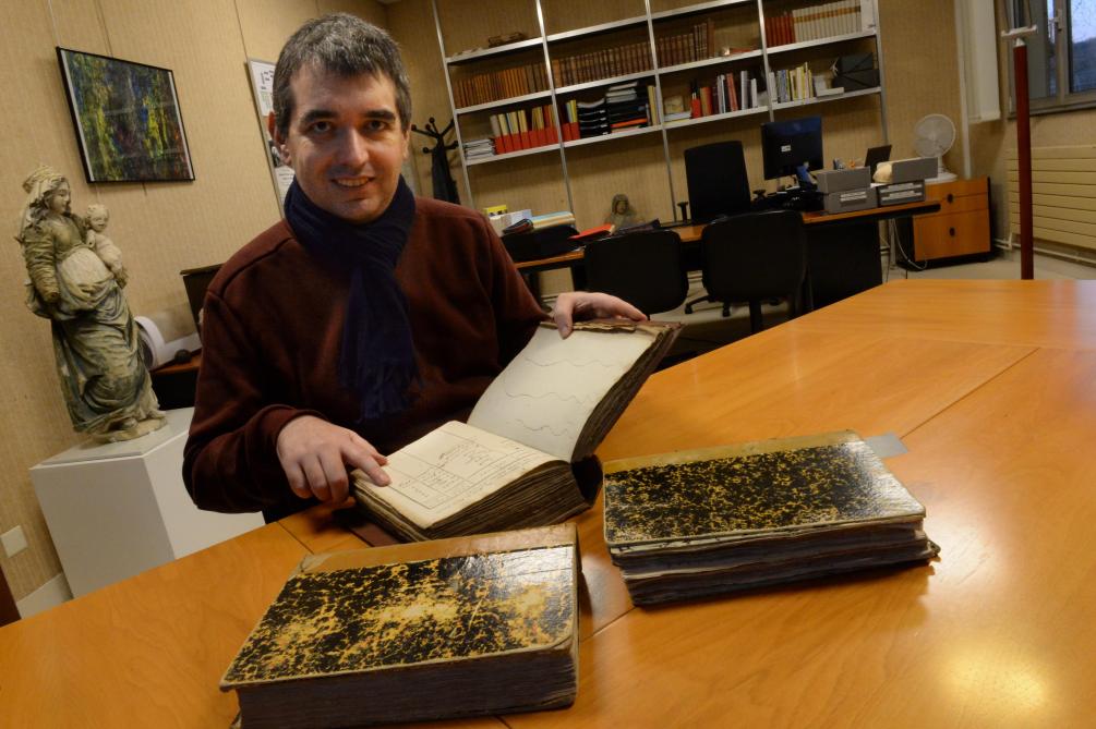 L Union Sacree Pour Combler Les Lacunes Des Archives Ardennaises
