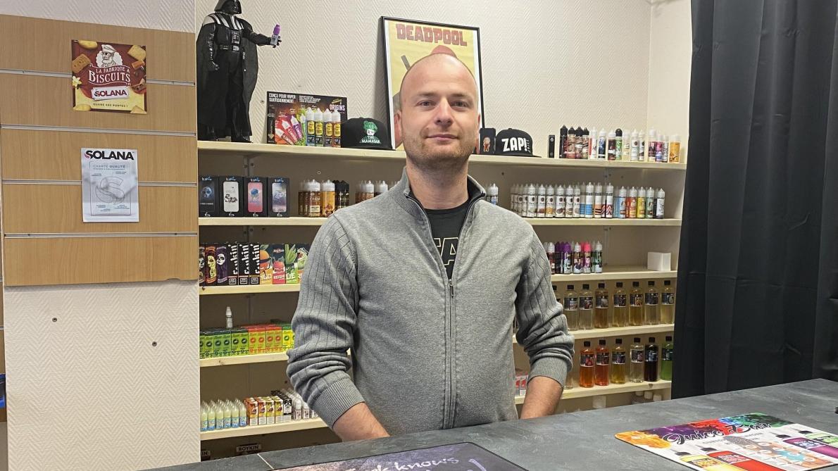 Une boutique de cigarettes lectroniques  Szanne