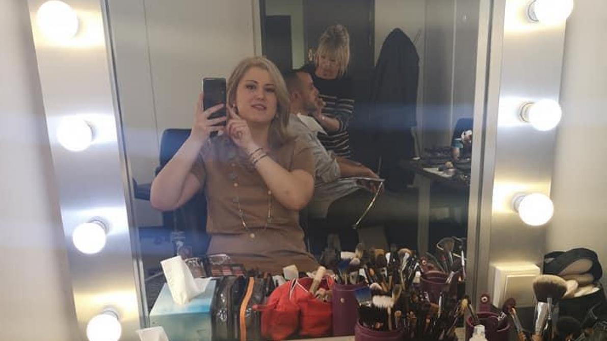 Julie Va Faire Un Deuxieme Passage Dans N Oubliez Pas Les Paroles