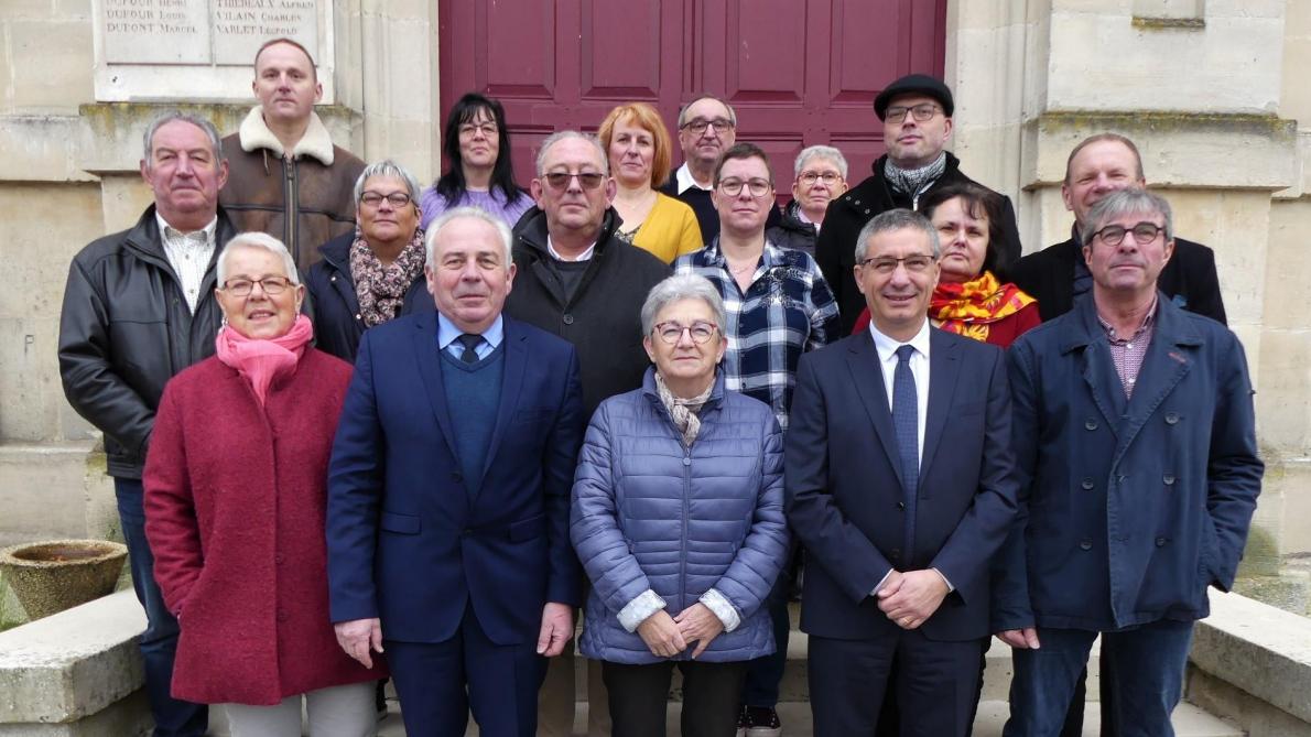Le maire de Rozoy-sur-Serre sortant présente sa liste