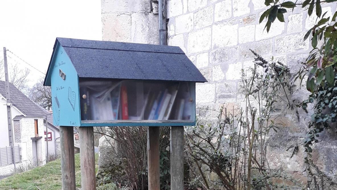Des Maisons A Livres Poussent Dans Trigny