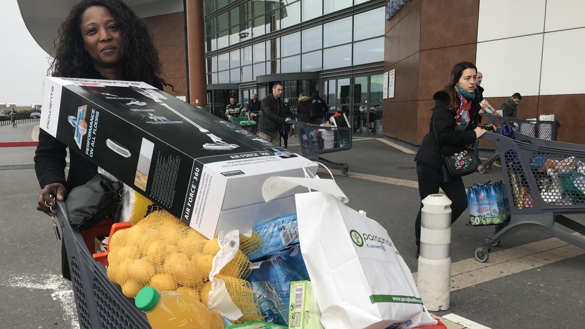 Coronavirus, le couple chinois reste hospitalisé en soins intensifs. Université du Zhejiang: Coronavirus, le couple chinois reste hospitalisé en soins intensifs. Université du Zhejiang: