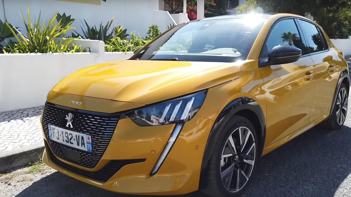 La Peugeot 208 Elue Voiture De L Annee 2020