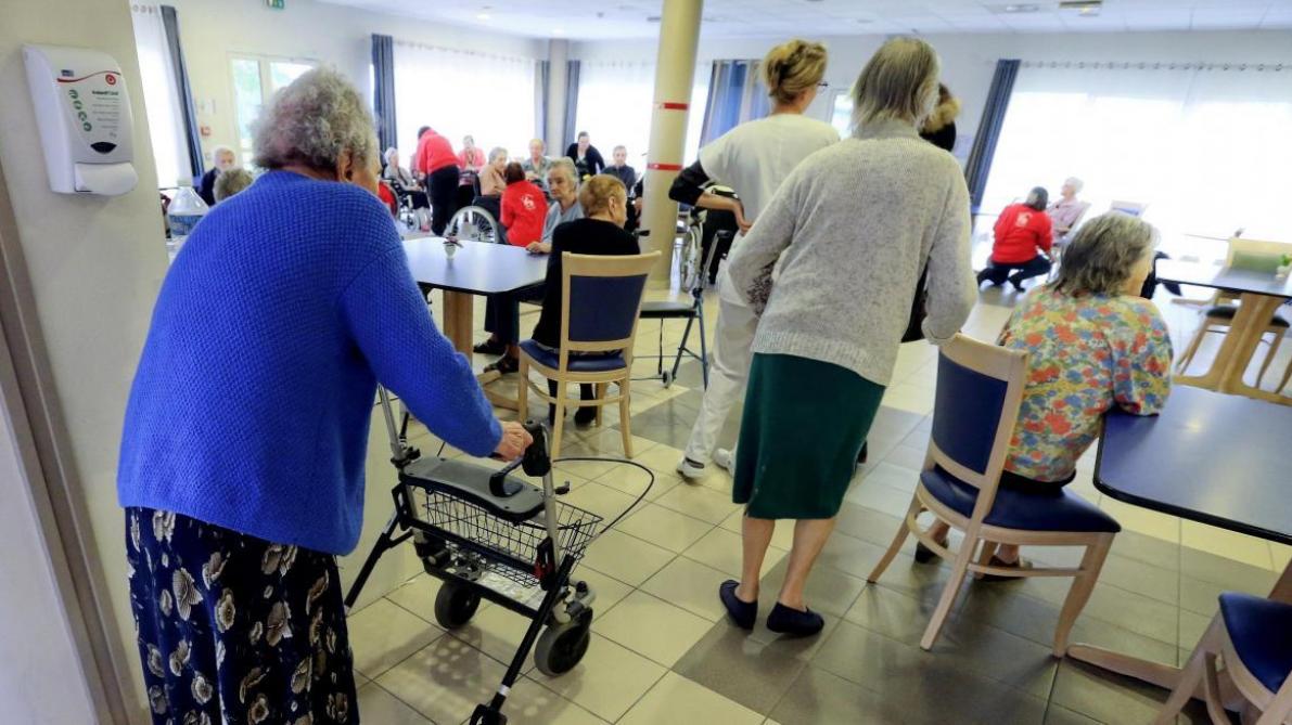 Coronavirus Allez Visiter Vos Anciens Seulement Si C Est