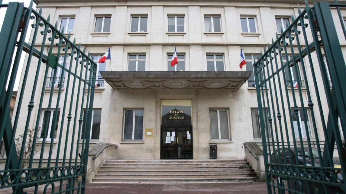 Tribunal Correctionnel Cambriolages En Serie
